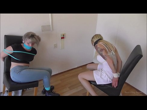 ❤️ 瘾君子/被捆绑堵住嘴/落难的少女 ☑ at us zh-cn.pornma-com.ru