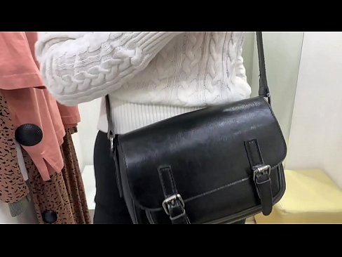 ❤️ 年轻婊子FeralBerry在试衣间用假阳具公开自慰 ☑ at us zh-cn.pornma-com.ru